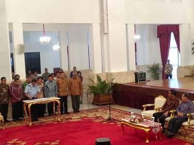 SHS Teken MoU Gerakan Nasional Penyelamatan SDA di Istana Presiden
